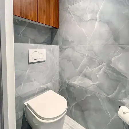 Appartement Place Des Lices - K1 *
