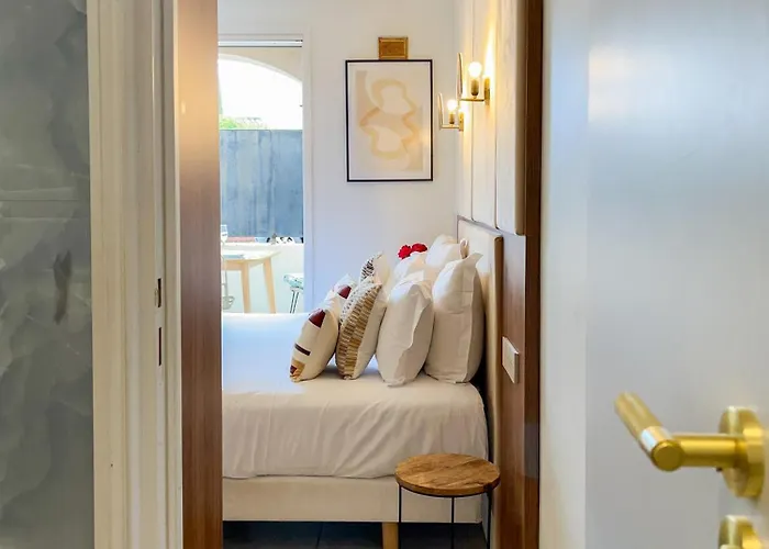 Place Des Lices - K1 *