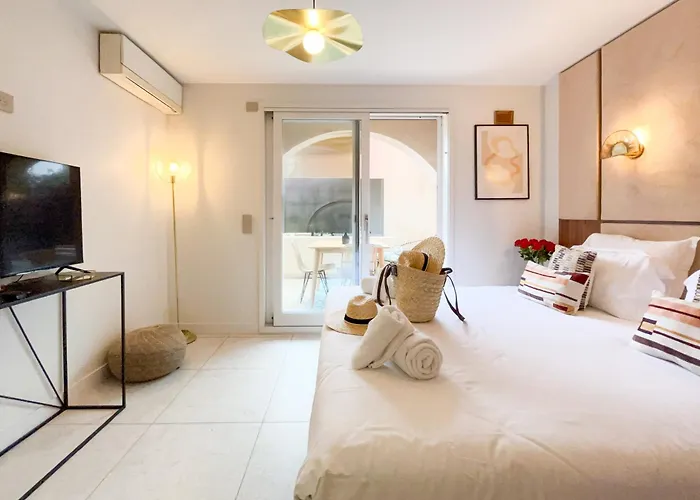 Place Des Lices - K1 *