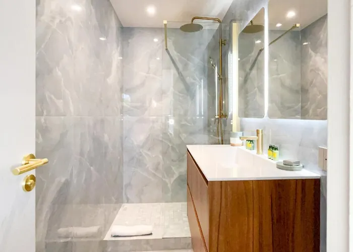 Place Des Lices - K1 *